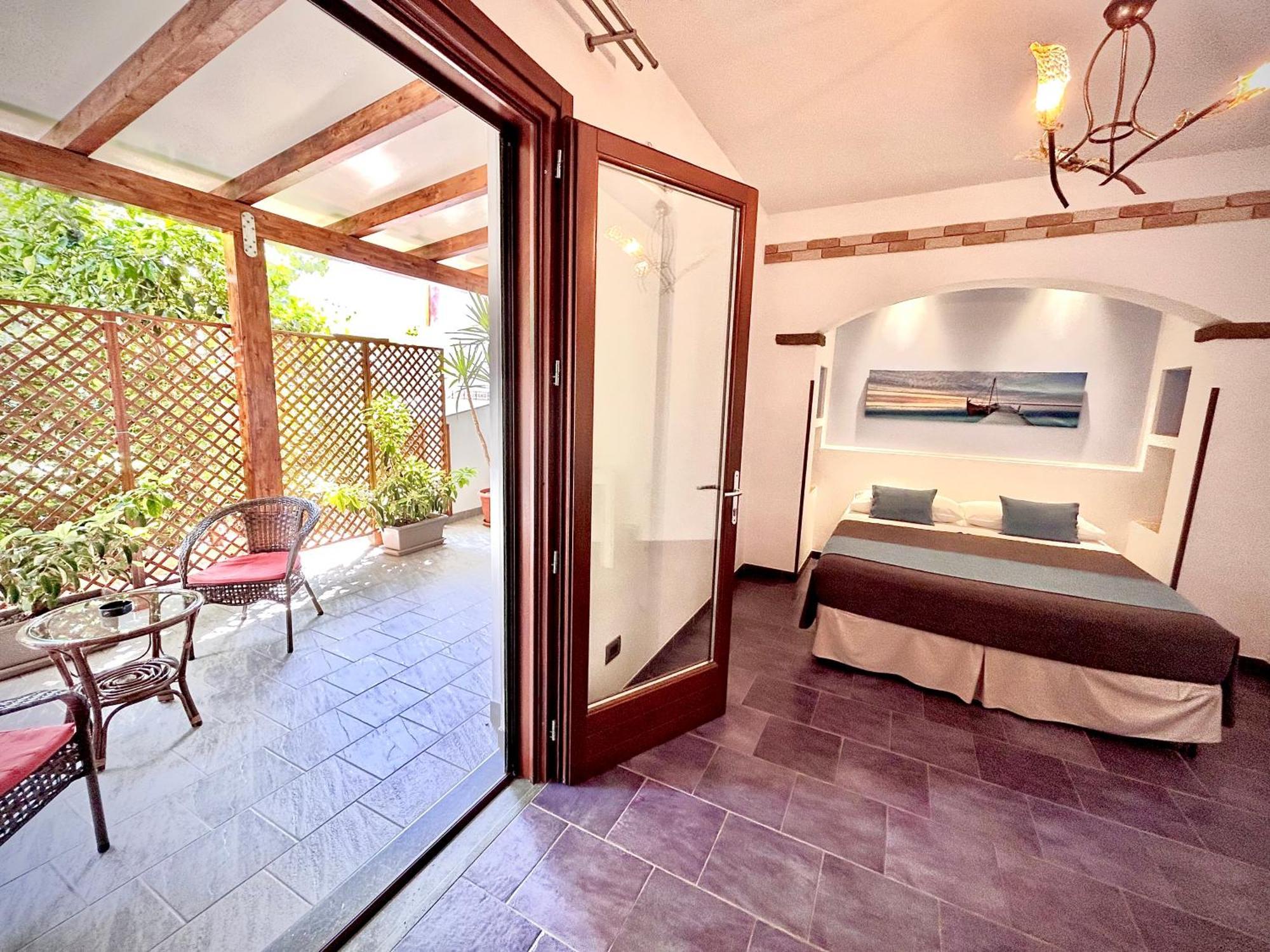B&B L'Angolino Della Nonna Castelluzzo Buitenkant foto