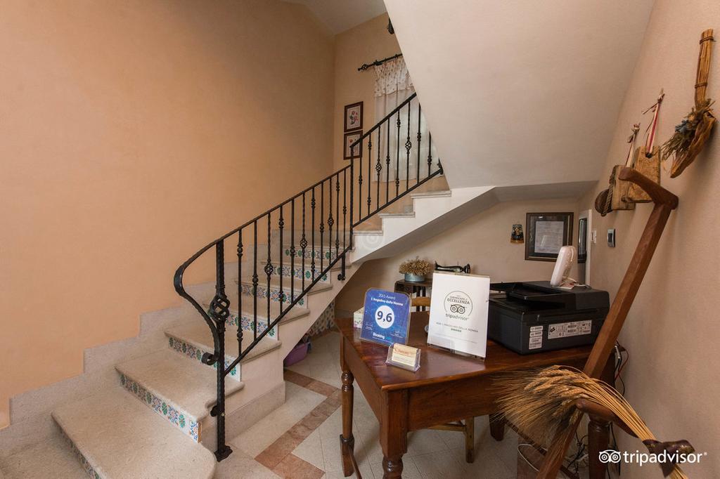 B&B L'Angolino Della Nonna Castelluzzo Buitenkant foto