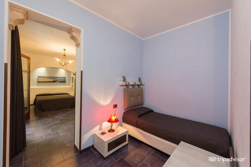 B&B L'Angolino Della Nonna Castelluzzo Buitenkant foto