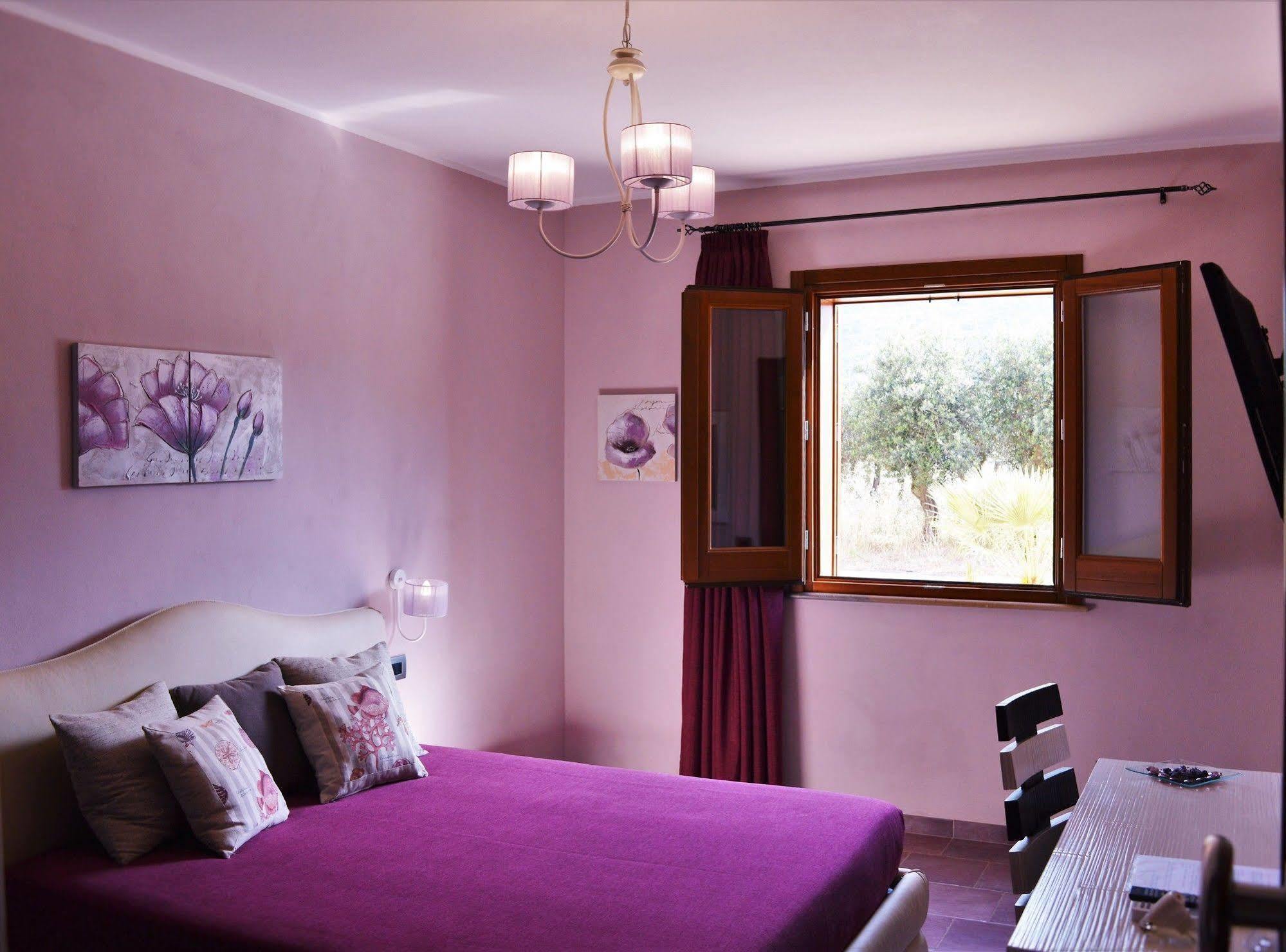 B&B L'Angolino Della Nonna Castelluzzo Buitenkant foto