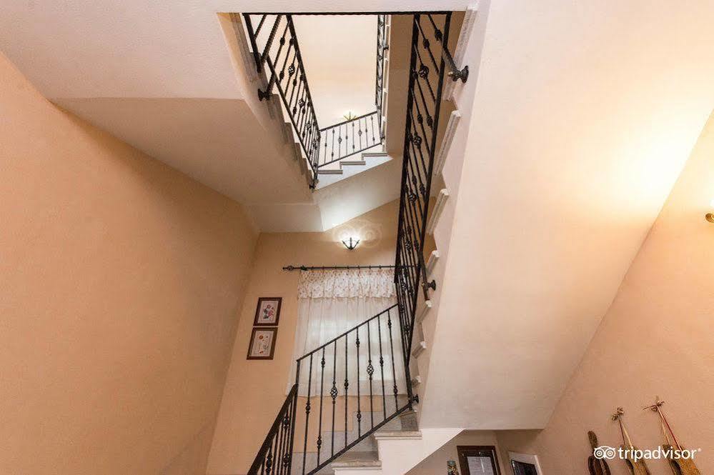 B&B L'Angolino Della Nonna Castelluzzo Buitenkant foto